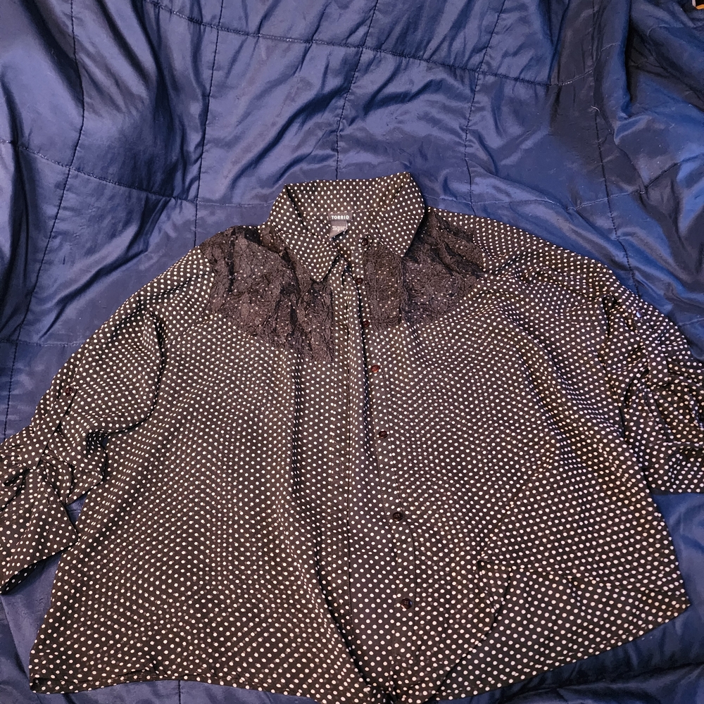 Torrid Black and White Polka Dot Button Down Shirt